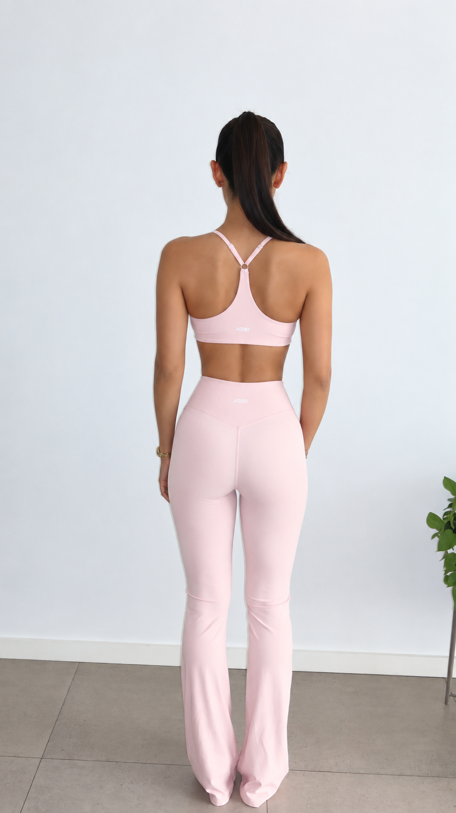 Classic Crop - Sakura